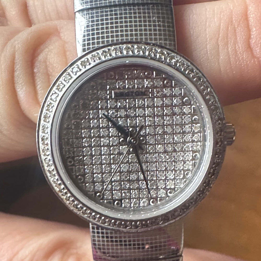 Elegant Silver Women's Watch